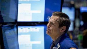 Фондовые индексы США снижаются вслед за нефтью